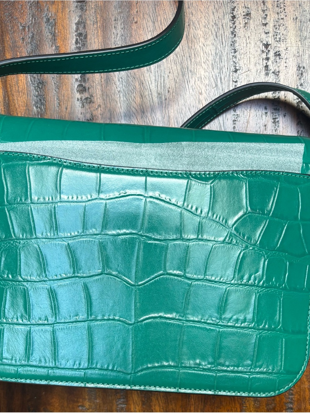 Coach Green Croc-Embossed Leather Shoulder Bag with Gold-Tone Hardware - Picture 3 of 12